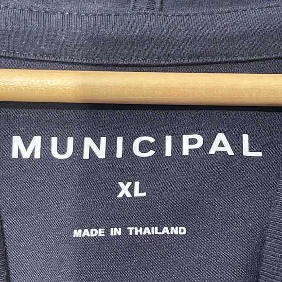 Municipal Men's Enduro Stretch Long Sleeve Hooded T-Shirt - Size XL - Picture 4 of 4